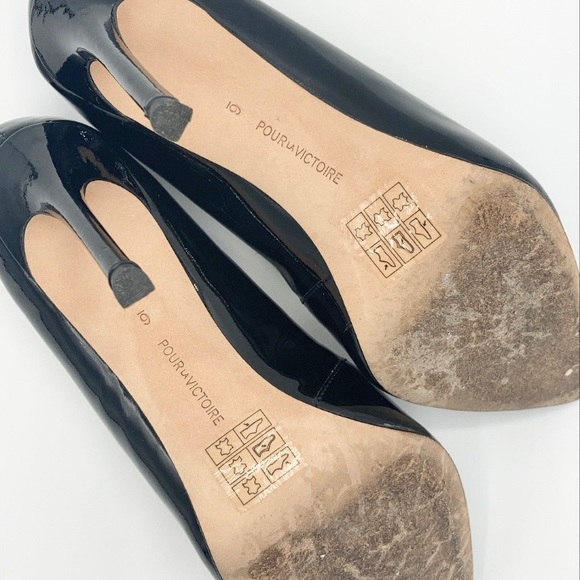 Pour la Victoire Leather & Suede Pumps - Picture 11 of 12